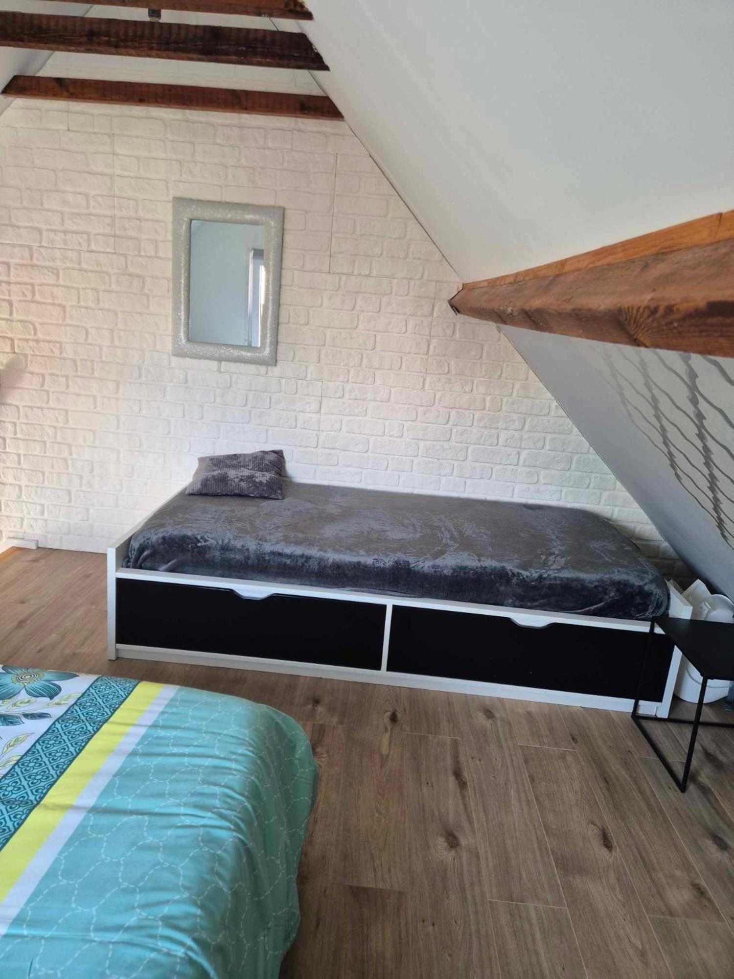 Smaal Apartment Beti Oostkamp Esterno foto
